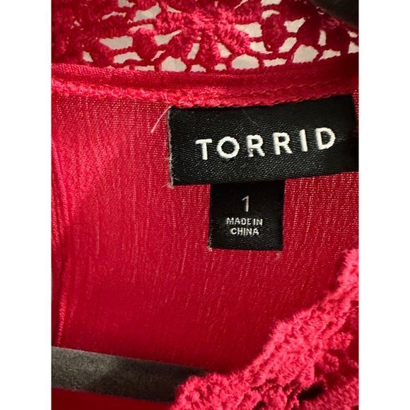 Torrid size 1(1X) pink lace appliqué feminine Boho keyhole back long sleeve top - Picture 4 of 8